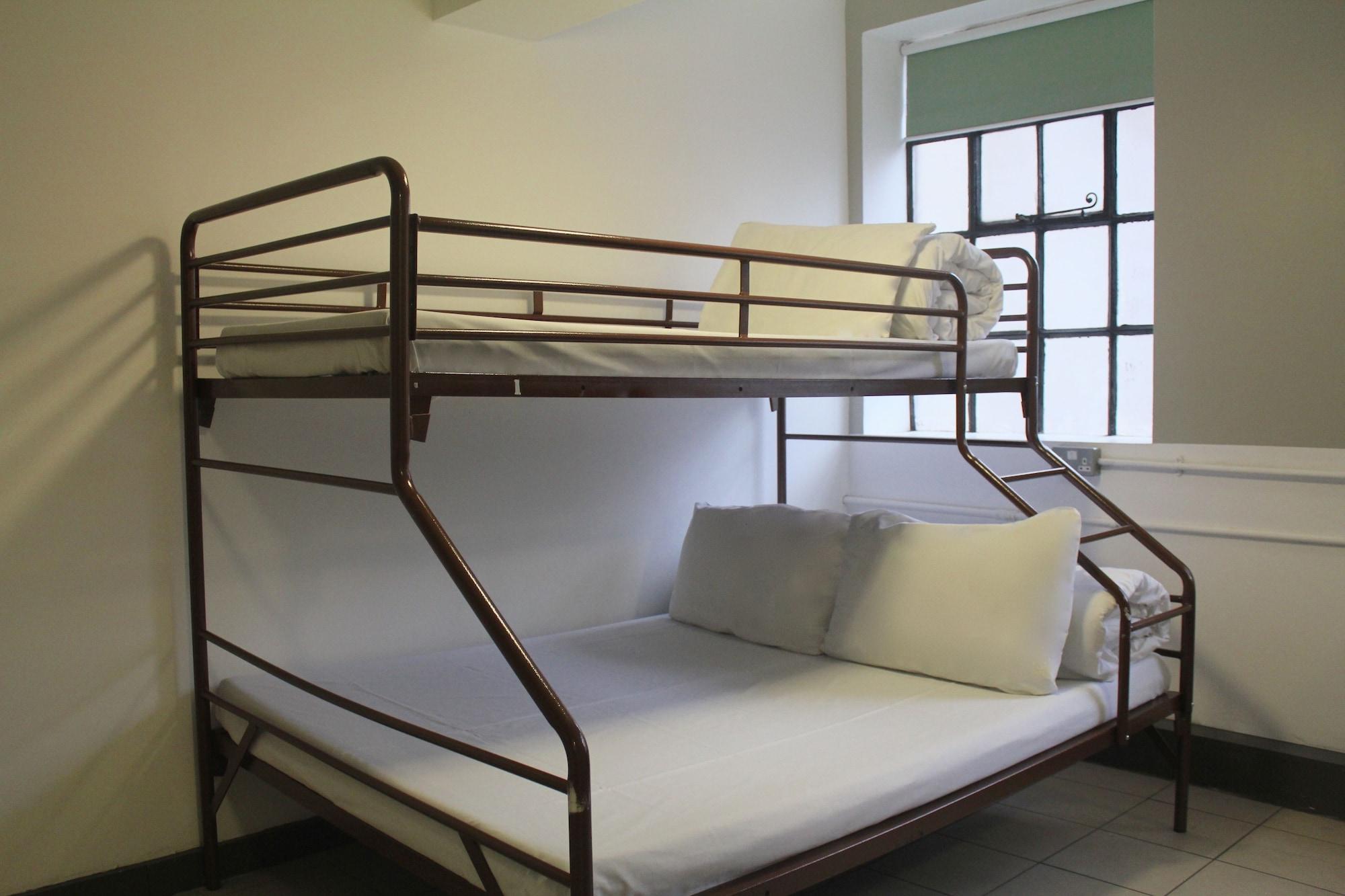 Rest Up Hostel Лондон Экстерьер фото