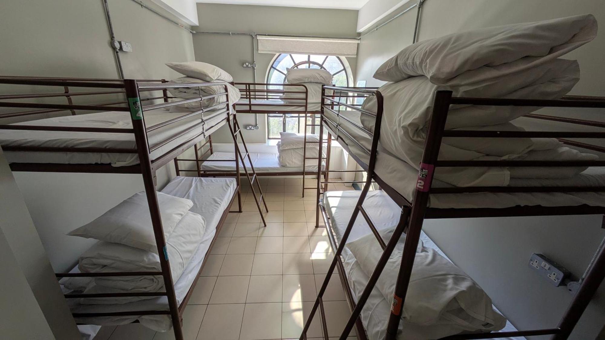 Rest Up Hostel Лондон Экстерьер фото