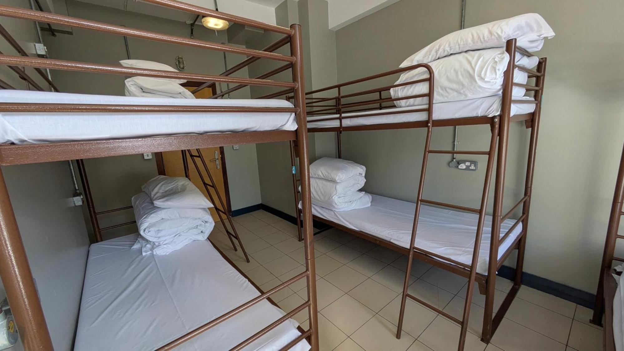 Rest Up Hostel Лондон Экстерьер фото