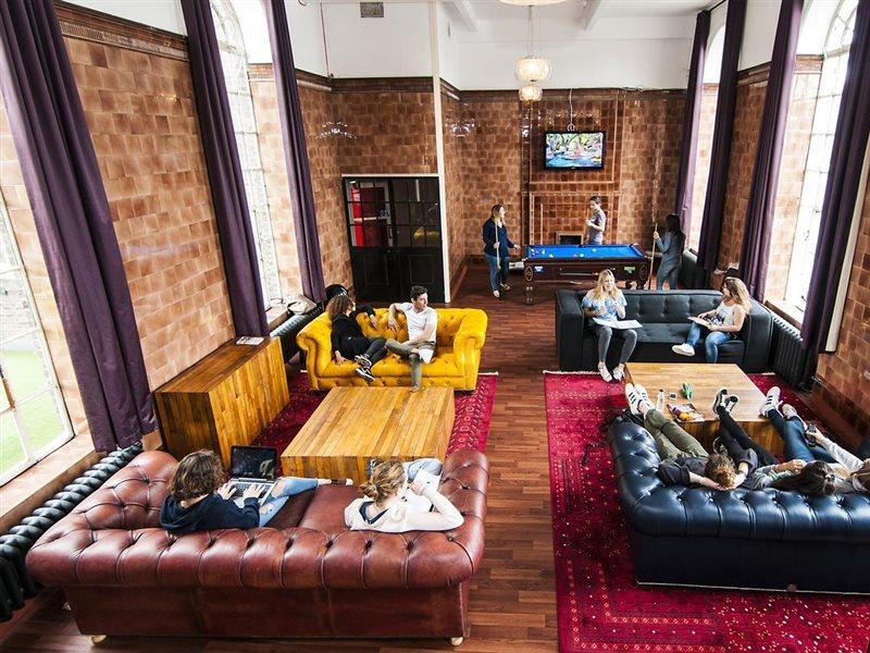 Rest Up Hostel Лондон Экстерьер фото